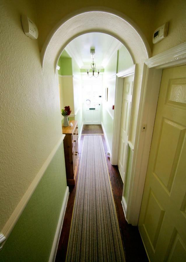 Fellview Guest House Боунес-он-Уиндермер Экстерьер фото